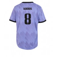 Real Madrid Toni Kroos #8 Fotballklær Bortedrakt Dame 2022-23 Kortermet